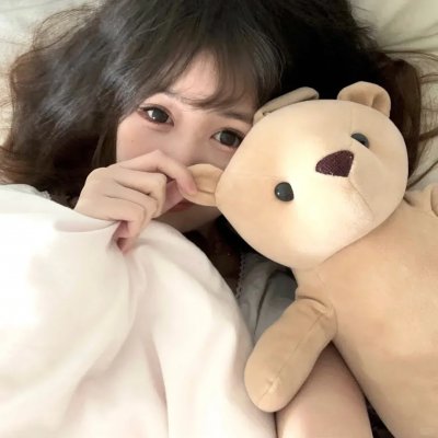 人群中的孩童